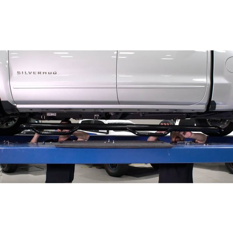 N-Fab - N-Fab C88100QC Wheel to Wheel Nerf Bars for Chevy and GMC C2500/C3500 Extended Cab 1998-1999 - Gloss Black