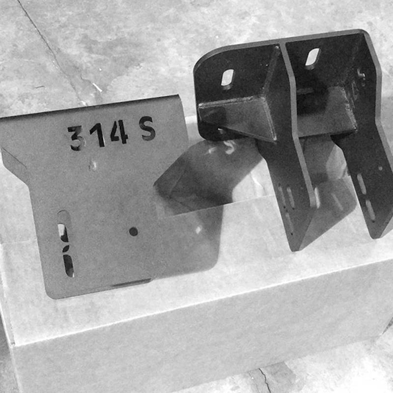 Road Armor - Road Armor SA315-BRKT Sahara Non-Winch Front Bumper Bracket for Chevy Silverado 2500 HD/3500 HD 2015-2017