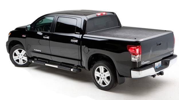 Undercover - Undercover UC4080 Classic Tonneau Cover Toyota Tundra 5.5' Bed with rail 2007-2012