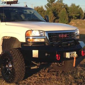Iron Cross - Iron Cross 22-325-03-MB Winch Front Bumper with Push Bar for GMC Sierra 2500/3500 2003-2006 - Matte Black - Image 4