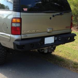 Hammerhead 600-56-0202Y Rear Bumper without Sensor Holes and Round Reverse Light for GMC Yukon 2000-2006